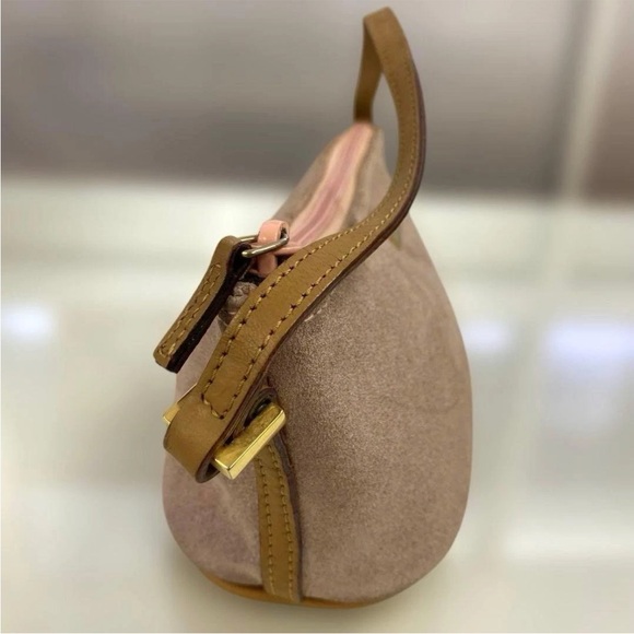 Gucci Blush Suede Shoulder Bag with Tan Strap - Picture 3 of 14